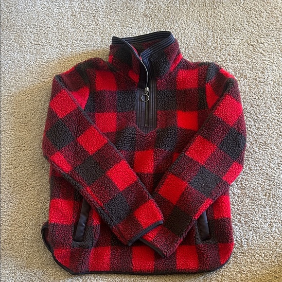 Abercrombie & Fitch Jackets & Blazers - Abercrombie & Fitch Red Black Plaid Zip-Up Sweater | Cozy Fall Flannel Style Jac